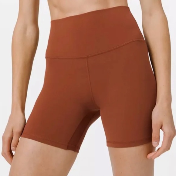 ✨ LULULEMON ALIGN SHORTS ✨ - Picture 3 of 6